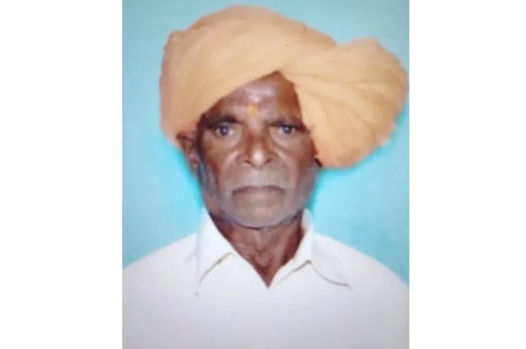 कारलगा येथे उसाच्या फडाला आग; शेतकऱ्याचा होरपळून मृत्यू Sugarcane field catches fire in Karalaga; Farmer dies of burns