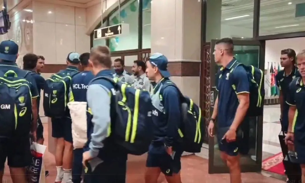 Australian team arrives in Pakistan