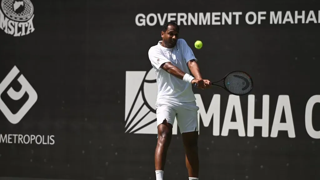 करण सिंग, रामकुमार पराभूत Karan Singh, Ramkumar defeated