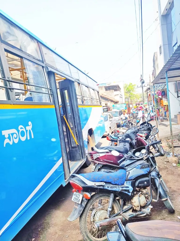 Traffic jam on Chhatrapati Shivaji Road due to increasing traffic in Yellur