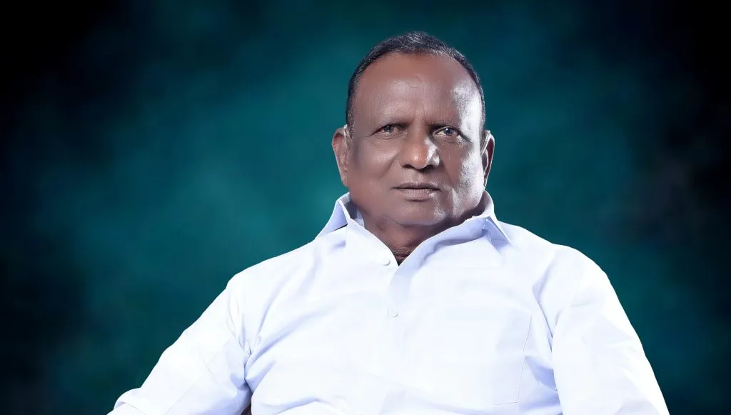 Rural Development Minister Jayakumar Gore mourns his father's death