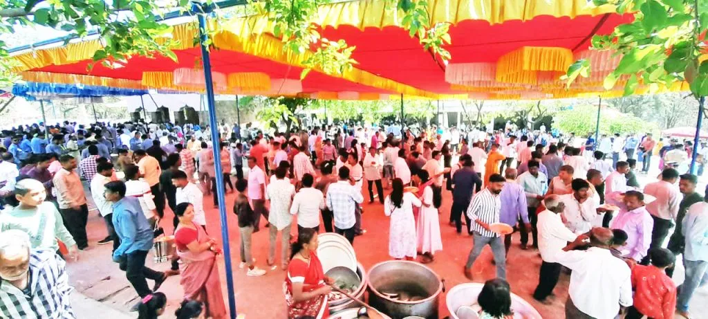 Devotees took advantage of Mahaprasad at Kanbargi Siddheshwar Temple