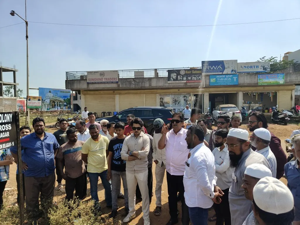 More focus on improving educational facilities including infrastructure problems in Amannagar area - Aam Aadmi Party Asif Seth