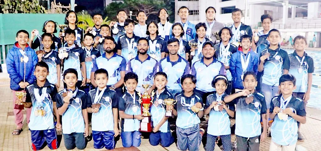 स्वीमर्स, अॅक्वेरियसला सर्वसाधारण विजेतेपद Swimmers, Aquarius win overall title