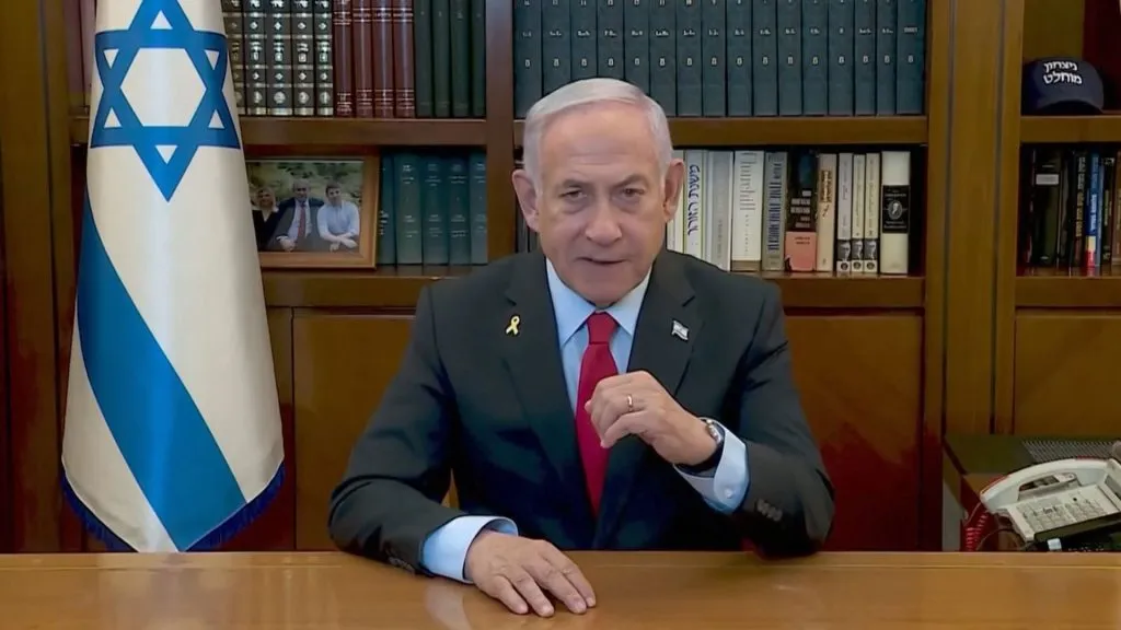 The hostages must be released by Saturday, otherwise...