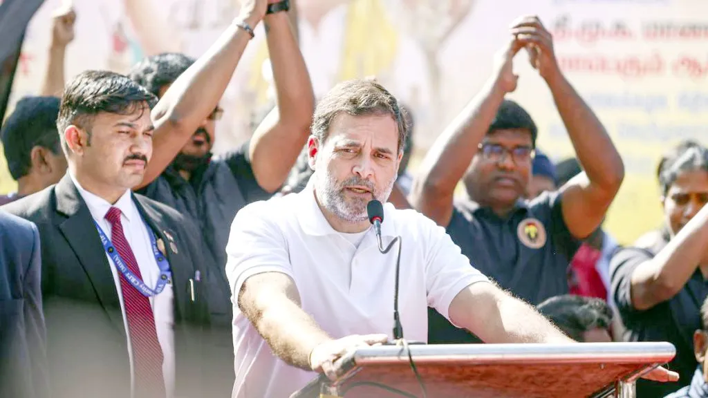 युजीसीच्या मसुदा नियमांना विरोध Opposing the UGC draft rules