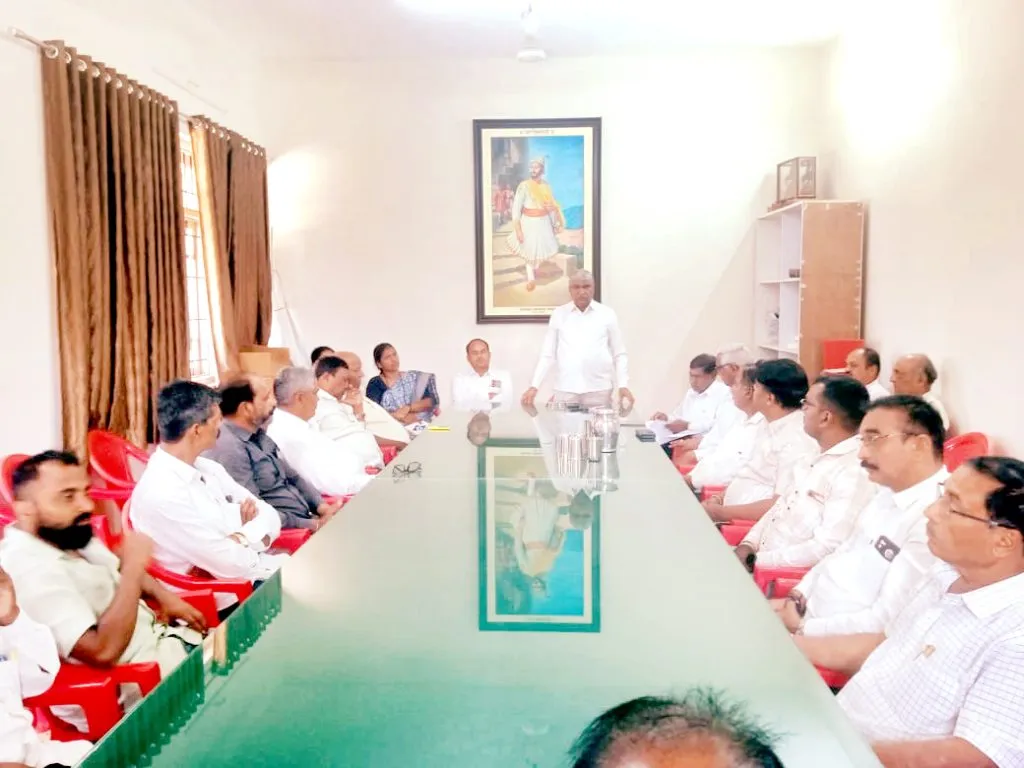 शेतकऱ्यांच्या आंदोलनाला तालुका म. ए. समितीचा पाठिंबा Taluka M. A. Committee supports farmers' protest