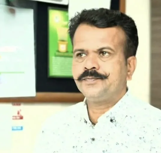 Revenue Servant Santosh Nalvade dies in an accident