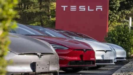 Tesla prepares plan for business in India