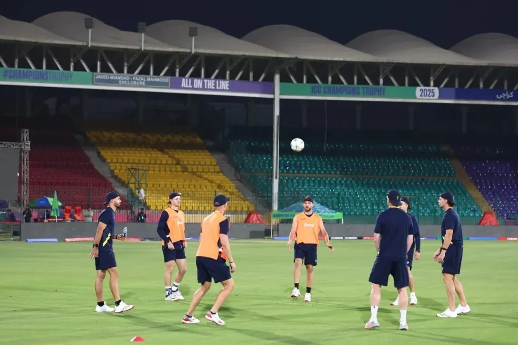 A rain of runs is expected in the Australia-South Africa match today.