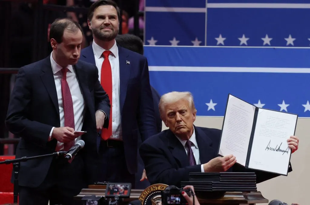 Foreign Corruption Act repealed!