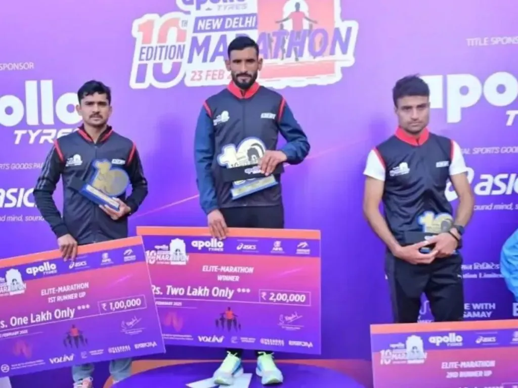 दिल्ली मॅरेथॉनचे मानसिंग, भागिरथी विजेते Mansingh, Bhagirathi win Delhi Marathon