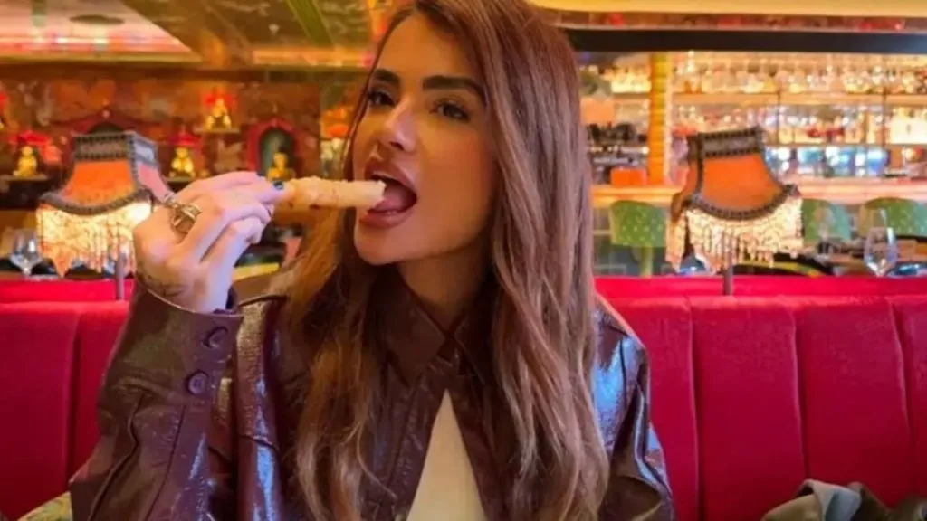 Woman suffers from strange illness, fears ketchup