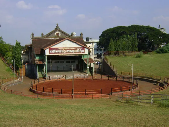 Preserve the identity of 'Khasbagh'; otherwise, there will be a strong protest