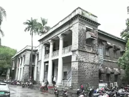 चार टक्के निधीसाठी चर्चेचे गुऱ्हाळ दोन तास Discussions for four percent fund stalled for two hours