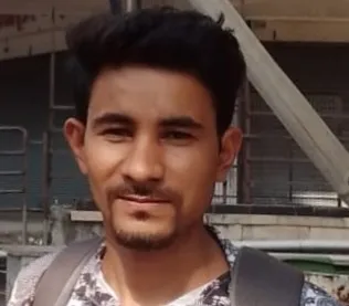 निवेत दुचाकी अपघातात नेपाळी तरुणाचा मृत्यू Nepali youth dies in Nivet bike accident