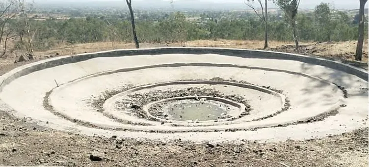 Otur Forest Dept. Sets Up Artificial Waterholes for Wildlife