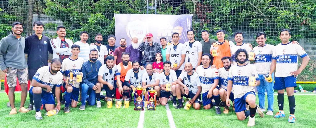 ओल्ड मंक्स संघाकडे फॅब लीग चषक Old Monks win FAB League Cup