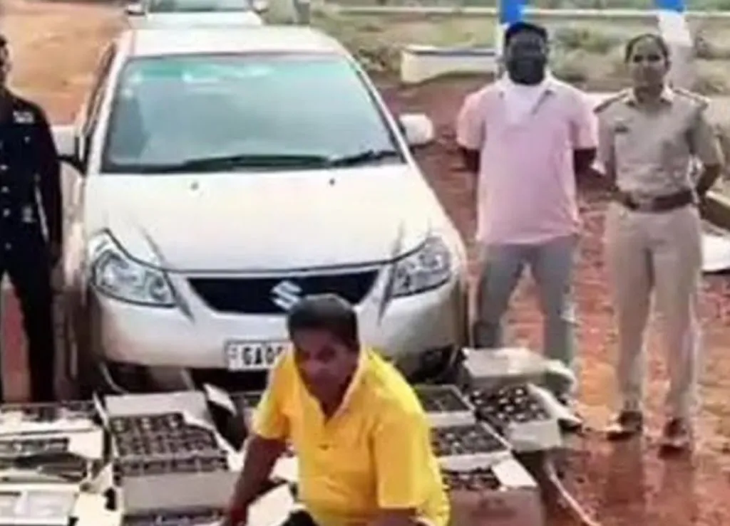 Goa Excise Department inspector arrested red-handed