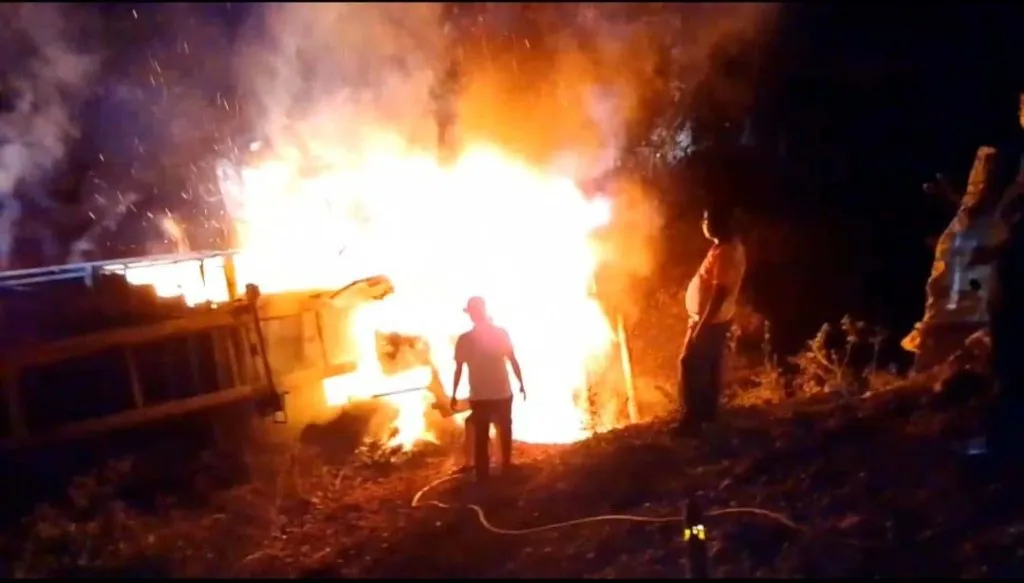 Container overturns and catches fire in Wakede Ghat