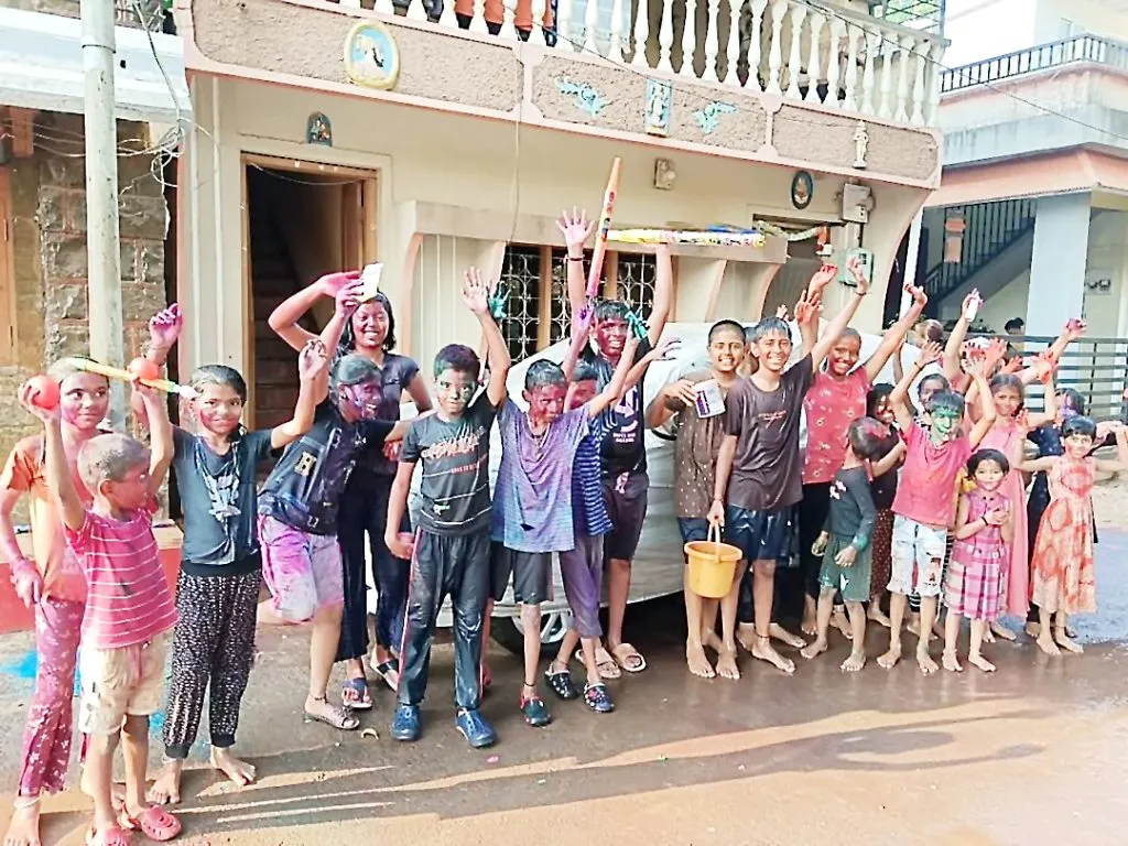 तालुक्याच्या पूर्व भागामध्ये रंगपंचमी उत्साहात साजरी Rangpanchami celebrated with enthusiasm in the eastern part of the taluka