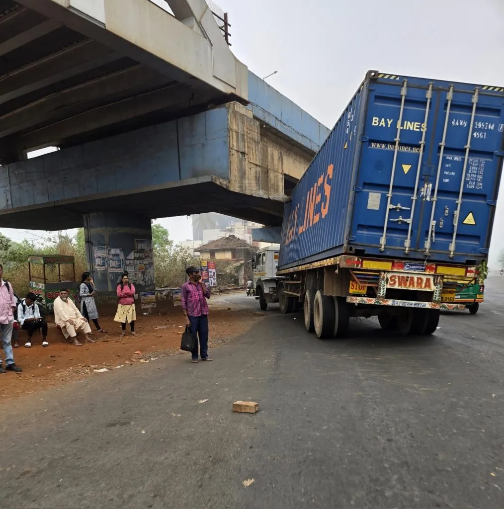 Container stuck under third railway gate flyover