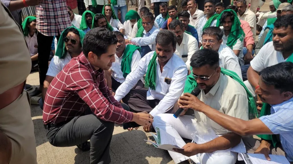 दोन्ही भाजी मार्केटकडून शेतकऱ्यांवर अन्याय नको Both vegetable markets should not do injustice to farmers.