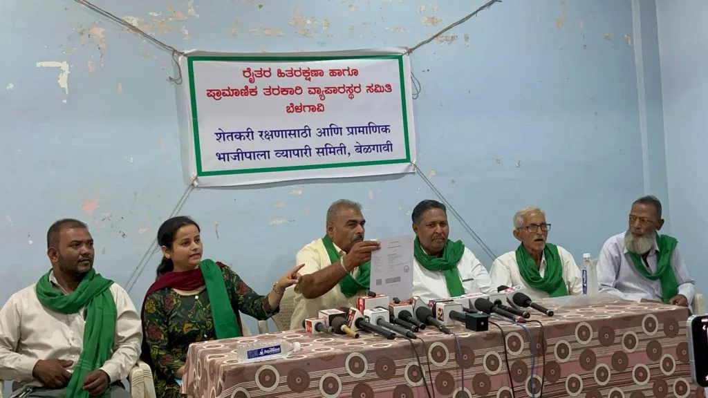 Even after paying, the merchant shop is empty.