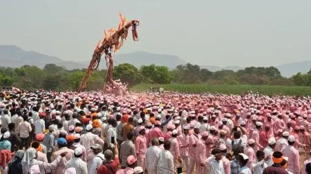 Chanting Kashinath's name, Changbhala...!