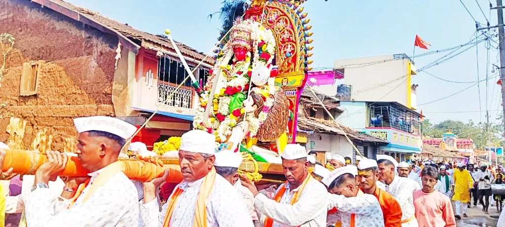 Grand procession of the village deity Shri Mahalakshmi Devi in ​​Modga