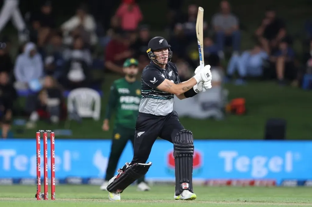 New Zealand's resounding victory in the fourth T20 match