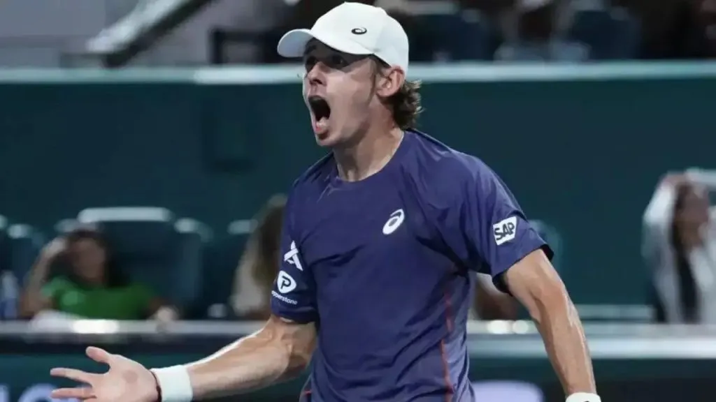 Minor, Verev, Fritz win, Goff loses