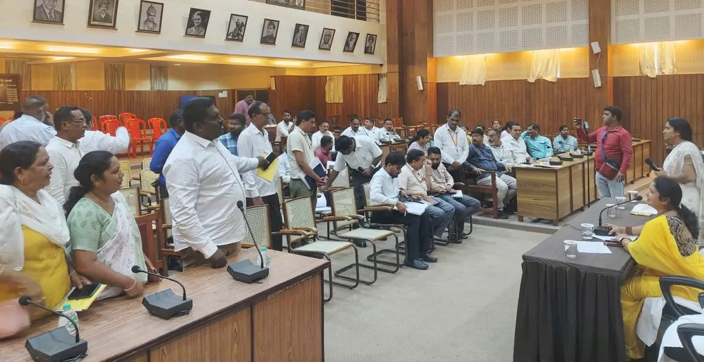 Difficulty in postponing the meeting due to absence of officials