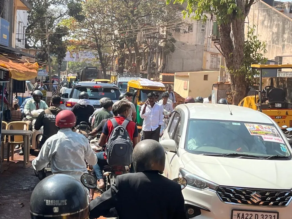Traffic jam, Belgaum residents in distress!