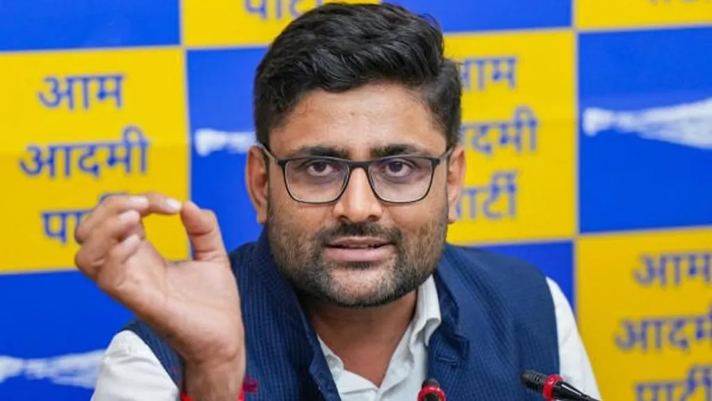 Gopal Italia nominated for Visavadar by-election