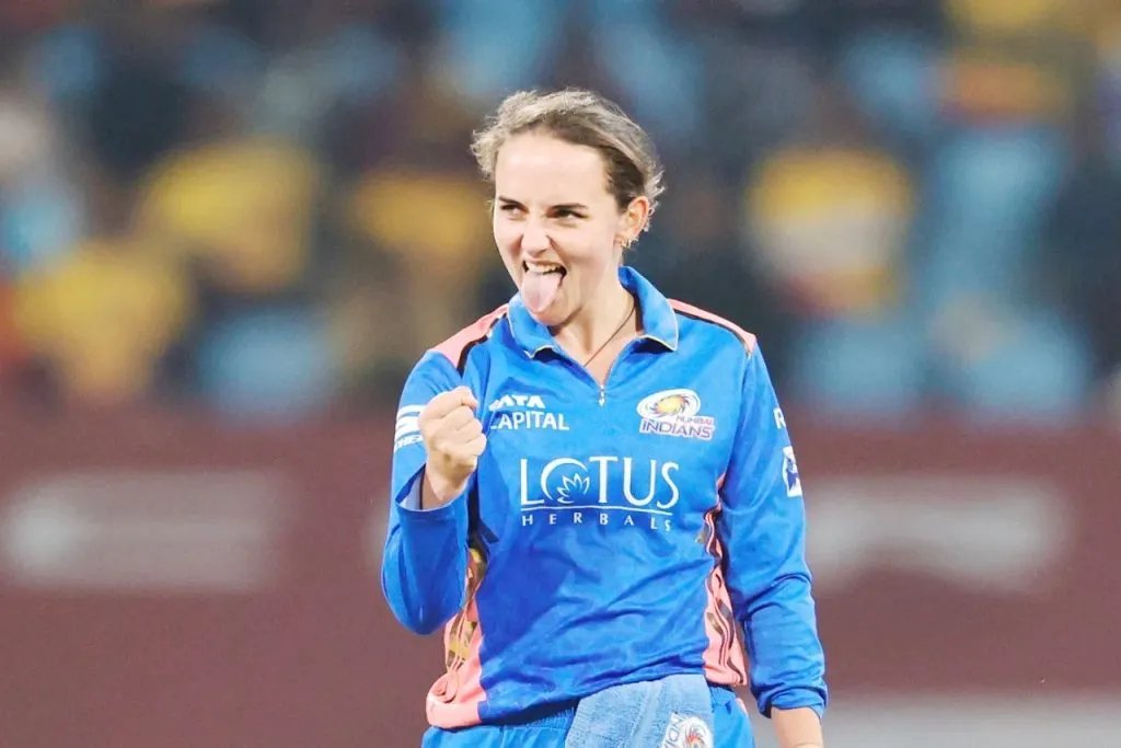 Mumbai Indians won by 6 wickets