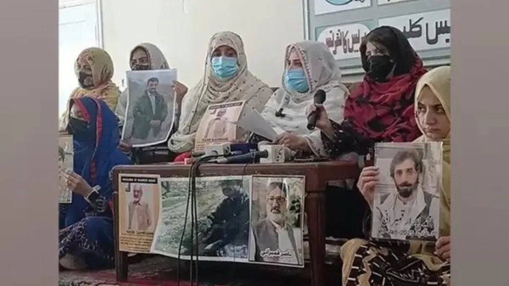 Pakistani troops open fire on Baloch protesters in Quetta