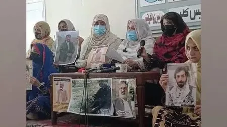 Pakistani troops open fire on Baloch protesters in Quetta