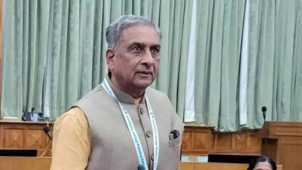 Basavaraj Horatti resigns from the post of Speaker