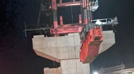 Flyover segment slips in Karad; four workers injured