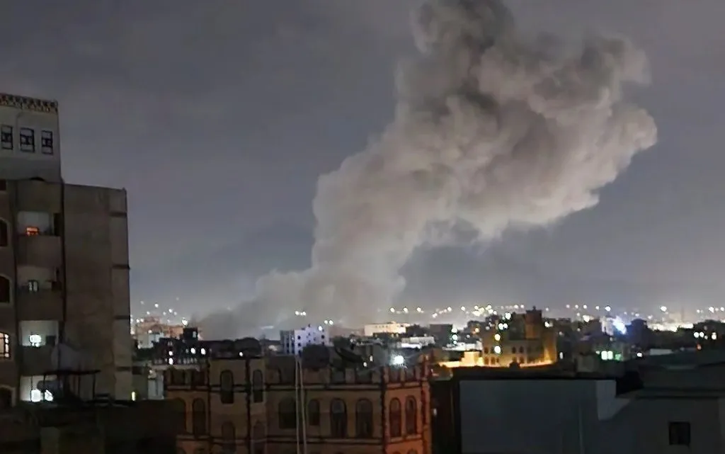 US airstrikes on Houthis in Yemen