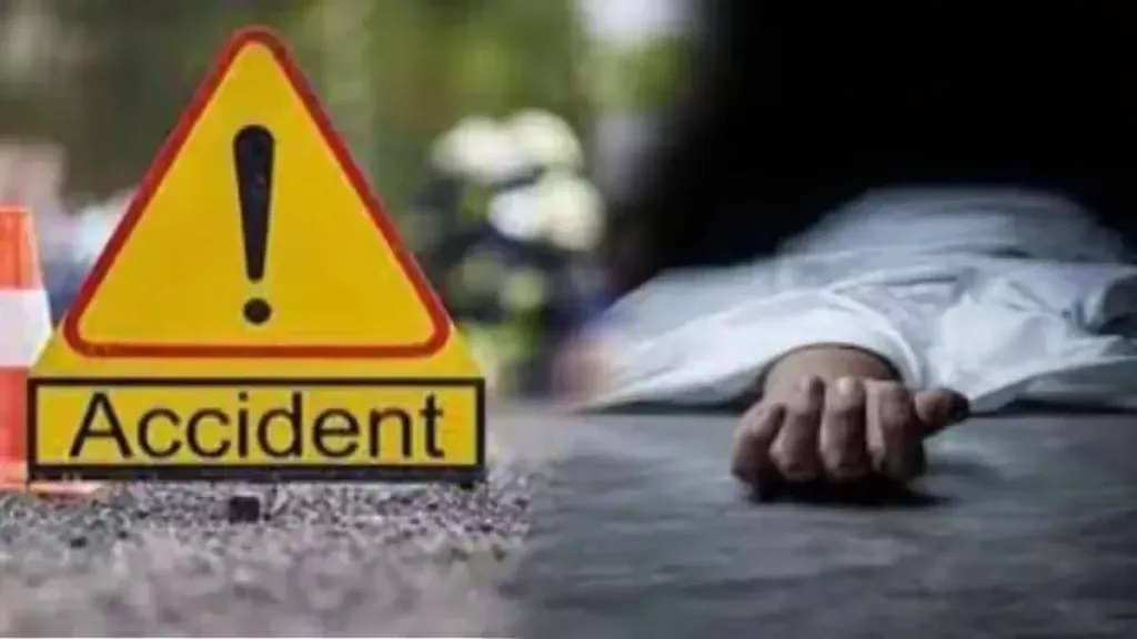 अज्ञात वाहनाच्या धडकेत दुचाकीस्वार ठार Two-wheeler rider killed in a collision with an unidentified vehicle