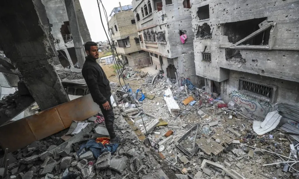 Israel threatens to take over Gaza