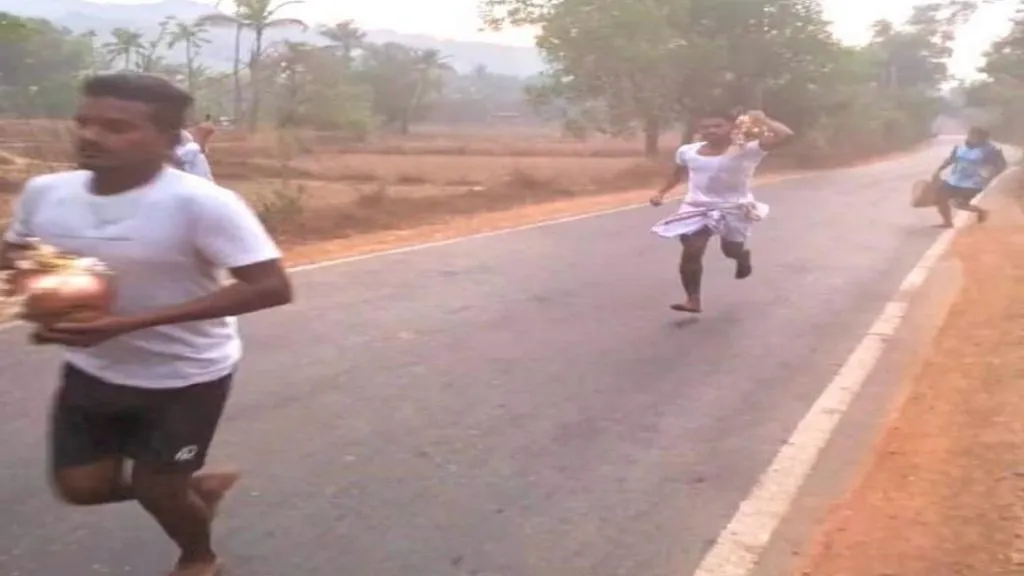 मळगाव गावची अनोखी कळसवणी परंपरा