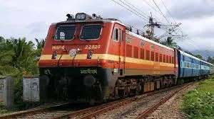 Three express trains delayed due to overhead wire breakage