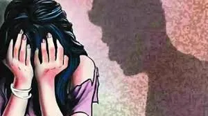 दहावीतील मुलीवर बलात्कार, आरोपी निर्दोष Rape of 10th grade girl, accused acquitted