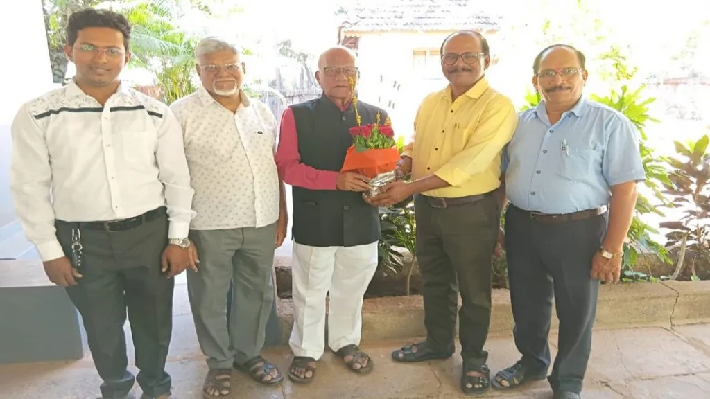 कोमसापच्या साहित्य संमेलन अध्यक्षपदी प्रा .गंगाराम गवाणकर