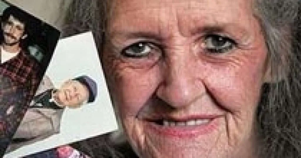 विवाह करण्याचा जडला होता छंद There was a passion for marriage.