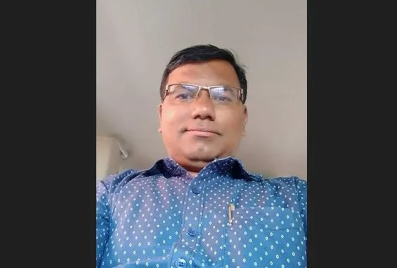 Agent Caught Taking ₹5 Lakh Bribe