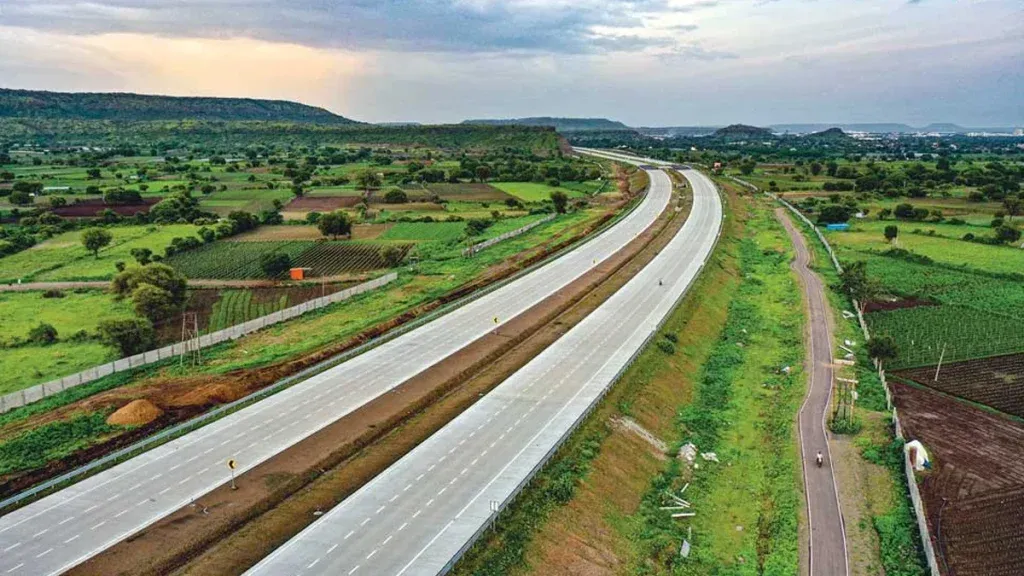 Farmers divided between ruling party and opposition